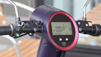 【レジャー・普段使い】小さいけれど頼れるヤツ、折りたたみ電動バイク「UPQ BIKE me01」