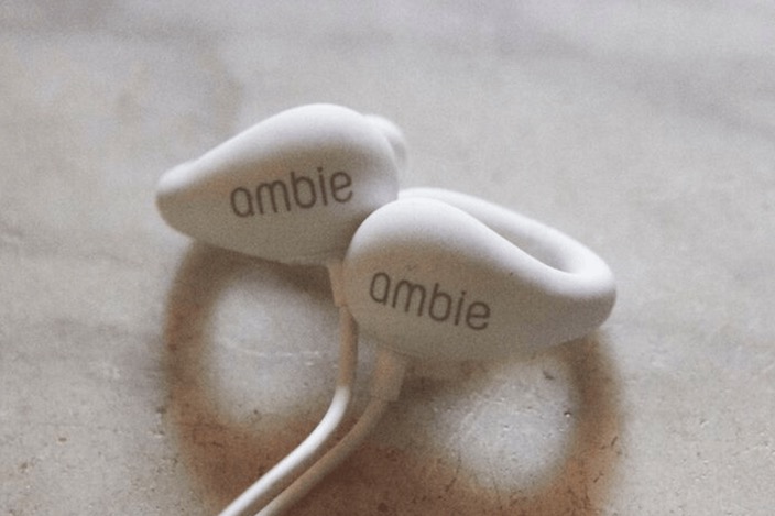 ambie（アンビー）