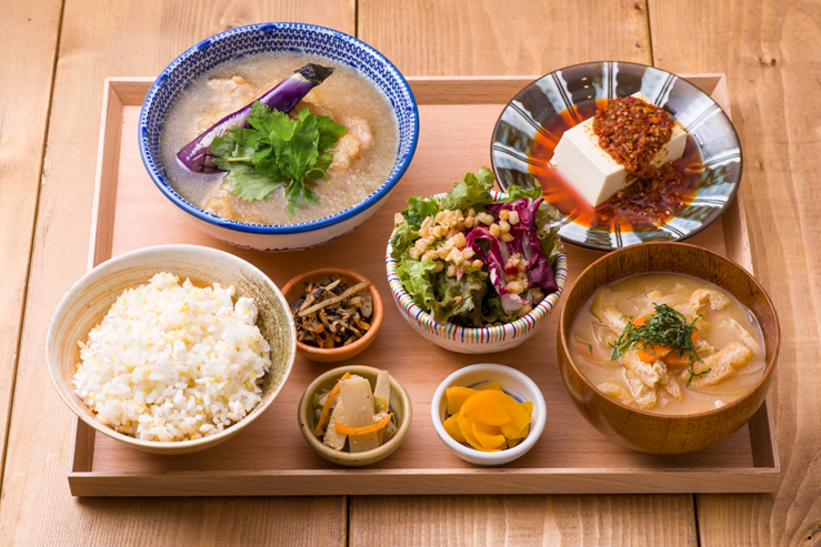 ダイエットは絶食より 選 食 ブーストマガジン