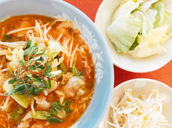 淡路島産レタス味噌ラーメン