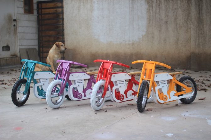 人と違う子ども用バイクなら