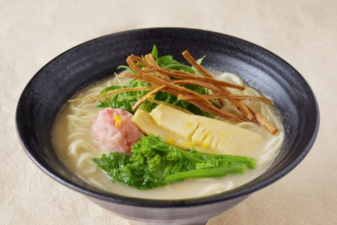 贅沢おだしと旬菜ラーメン