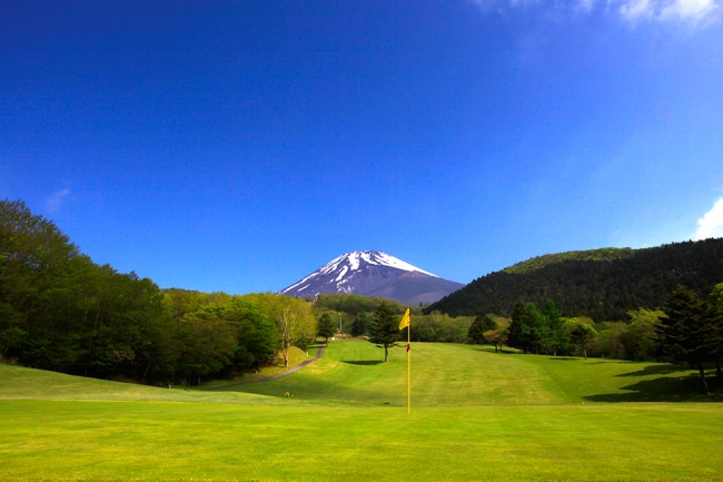 【接待ゴルフ、家族への】富士山のふもとで新しいスポーツはいかが？ 「フットゴルフ常設コース」のある「富士アクティビティパーク」誕生