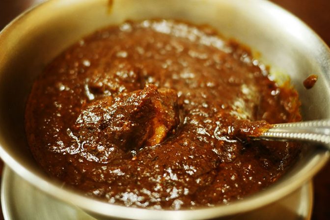 東京でいちばん美味しいと言われるカレー店「トマト」の魅力に迫る