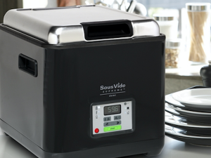 自宅でも簡単に真空調理ができるウォーターオーブン「sous vide」がアツい