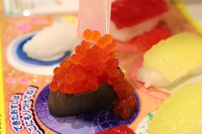 知育菓子で脳を刺激！【後編】～4歳と30歳に作らせてみた～